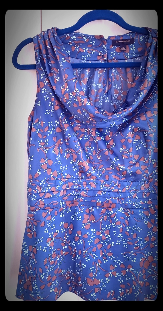 🌟2/$20🌟 Banana Republic sleeveless blouse